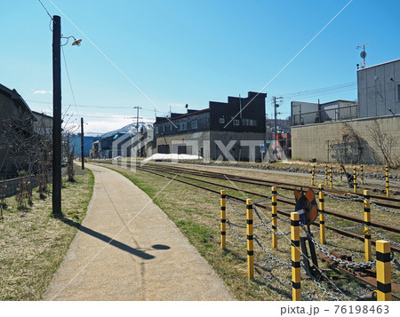 小樽　旧国鉄手宮線の遊歩道 76198463