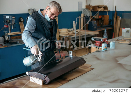 A man A man 76201277
