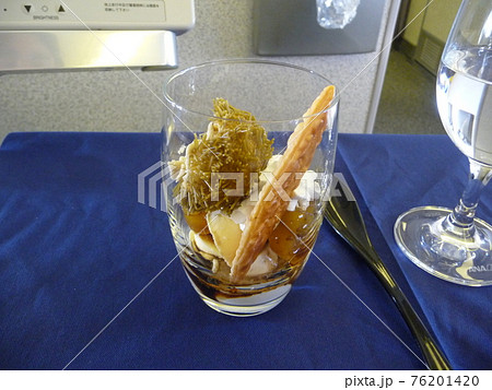 ANAビジネスクラスの機内食 ANAビジネスクラスの機内食 76201420