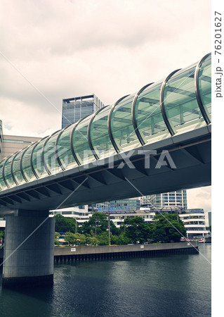 横浜駅東口 76201627