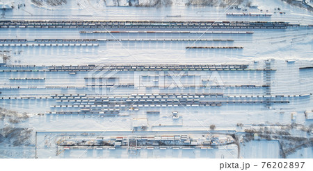Railroad hub above top view 76202897