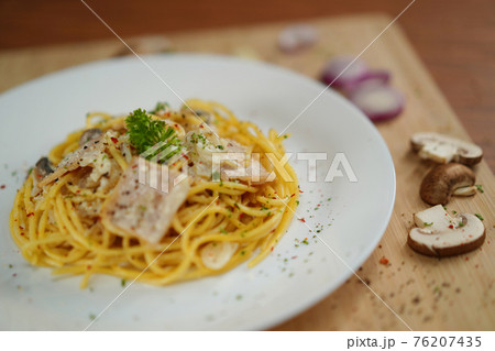 top view of spaghetti carbonara lunch dinner meal 76207435