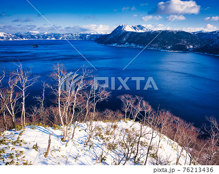 冬の摩周湖 76213436