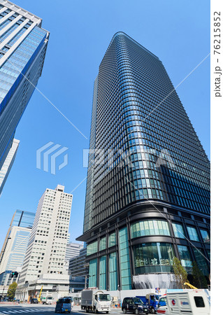 都市風景 東京 大手町駅付近のオフィス街 都市風景 東京 大手町駅付近のオフィス街 76215852