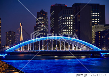 都市夕景 東京 永代橋と隅田川 都市夕景 東京 永代橋と隅田川 76215893