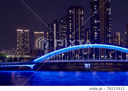 都市夜景 東京 永代橋と隅田川 都市夜景 東京 永代橋と隅田川 76215912