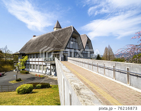 桜の咲くグリーンヒル郷原 76216873