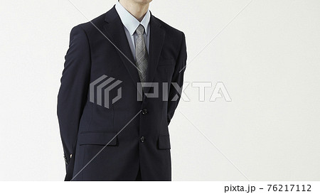 スーツ 正装 会社員 76217112