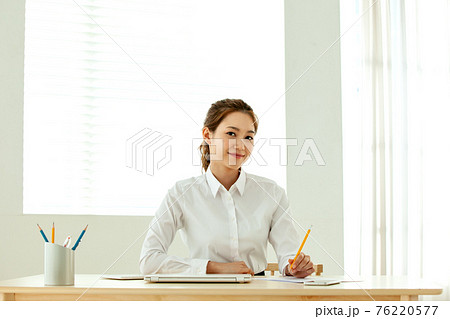 女性 女 女の子 76220577