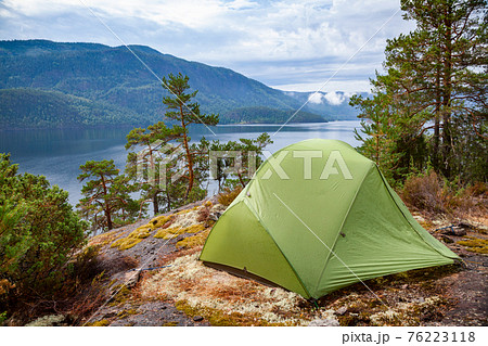 Wild camping by a lake in Norway Wild camping by a lake in Norway 76223118