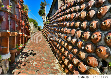 愛知県　常滑　土管坂 76223459