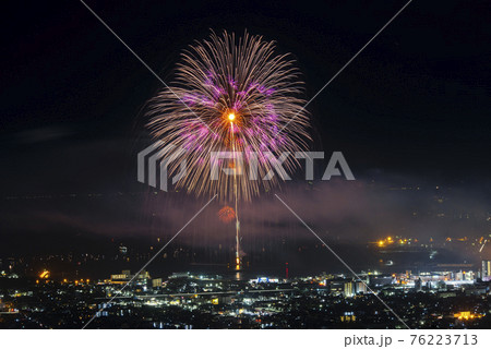 【愛知県蒲郡市】蒲郡まつり納涼花火大会の三尺玉 76223713