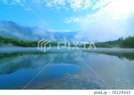 上高地/大正池の夏景色 上高地/大正池の夏景色 76224435