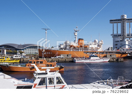 南極観測船ふじ 名古屋港ガーデン埠頭 名古屋港ポートビル 愛知観光スポット 名古屋港水族館の写真素材