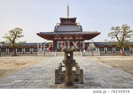 大阪四天王寺の中門 大阪四天王寺の中門 76230959