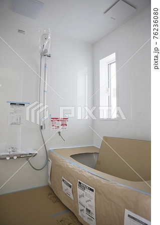 建築途中のユニットバス 施工中 未使用 建築途中のユニットバス 施工中 未使用 76236080