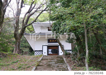 尾張徳川家の菩提寺　定光寺 76239346