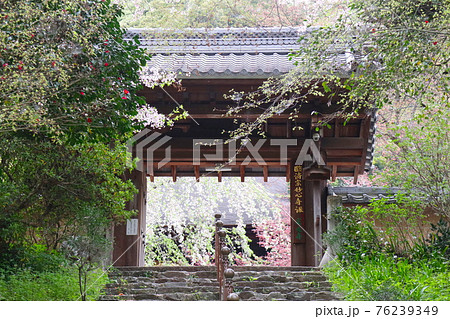 尾張徳川家の菩提寺　定光寺 76239349