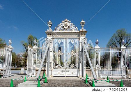 東京都港区元赤坂の迎賓館赤坂離宮の正門 東京都港区元赤坂の迎賓館赤坂離宮の正門 76241293