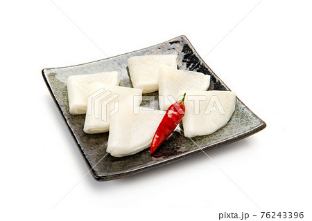 大根の千枚漬け 76243396