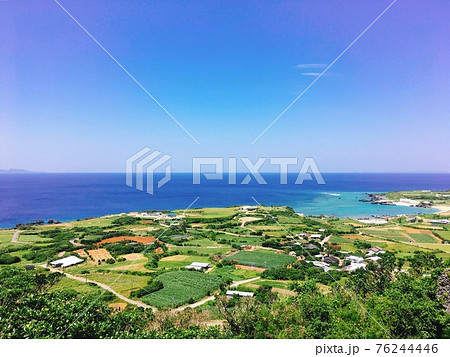 【与論島】高台から見た風景 76244446