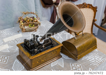 Gorodets, Russia - September 19, 2020: Vintage Edison phonograph in museum Gorodets, Russia - September 19, 2020: Vintage Edison phonograph in museum 76247472