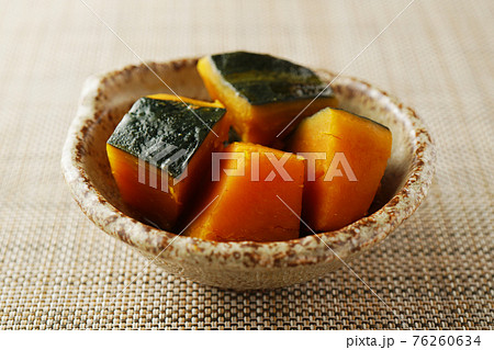 かぼちゃの煮物 76260634