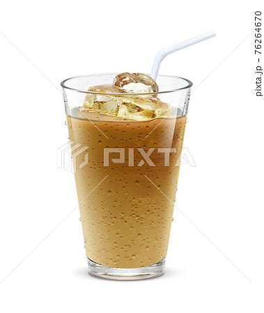 グラス コーヒー牛乳 アイスミルクティー 氷 飲み物 イラスト リアル ストロー 76264670