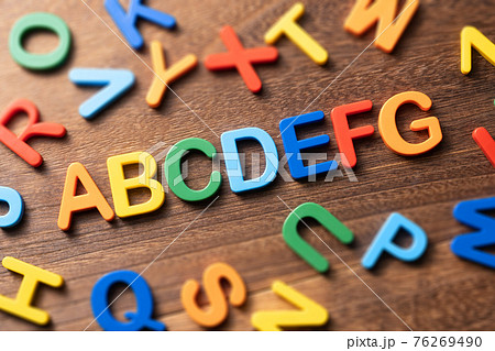 ABCDEFG アルファベットのイメージの写真素材 [76269490] - PIXTA