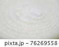 輪切りのたまねぎのアップ 76269558