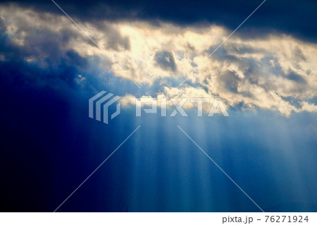 雲からの光芒 雲からの光芒 76271924