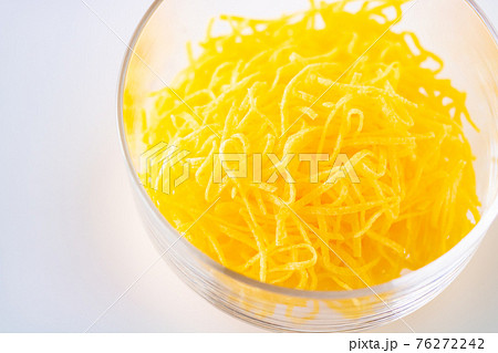 ちらし寿司のトッピング・錦糸玉子 76272242