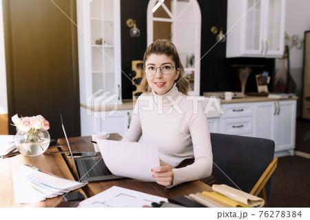 An interior designer is working on a new project. Considering the decision 76278384