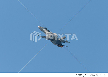 スイス空軍F/A-18Cホーネット上昇 76289503