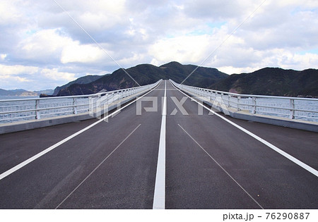 甑島・甑大橋　橋の上 76290887