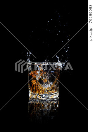 Whiskey with splash Whiskey with splash 76299098