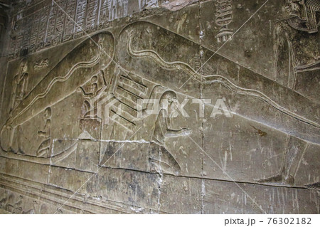Mysterious murals on the walls of the Temple of Dendera Hathor , near the city of Ken. Electric lamps in the image Mysterious murals on the walls of the Temple of Dendera Hathor , near the city of Ken. Electric lamps in the image 76302182