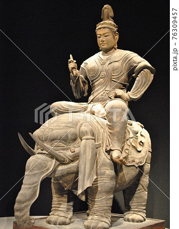イスム　イᏚム　帝釈天騎象像 イスムイᏚム帝釈天騎象像