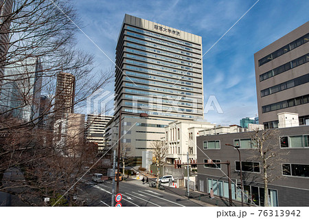 東京都港区西新橋の慈恵大学病院 76313942