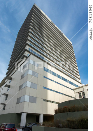 東京都港区西新橋の慈恵大学病院 76313949