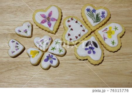 野の花とハーブのクッキー 76315776
