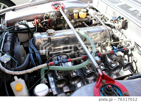 旧車のエンジン L型6気筒 旧車のエンジン L型6気筒 76317012