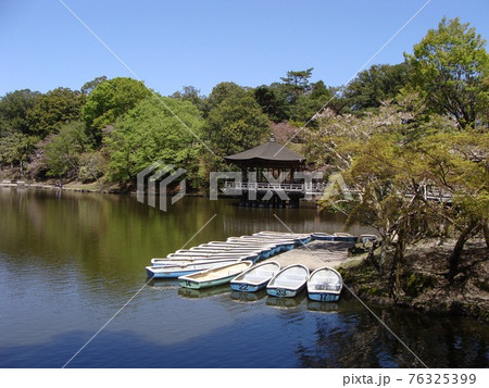 奈良公園 浮御堂 奈良公園 浮御堂 76325399