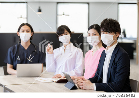 医療従事者打合せ 医療従事者打合せ 76326482