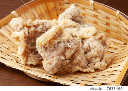 鳥の竜田揚げ 鳥の竜田揚げ 76334964