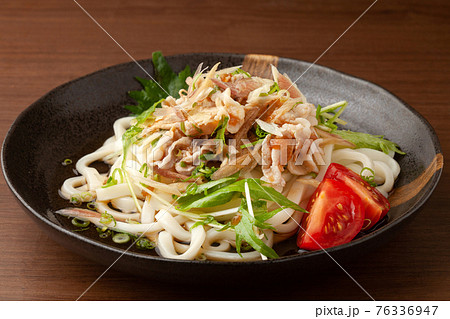 ミョウガの冷しゃぶうどん ミョウガの冷しゃぶうどん 76336947
