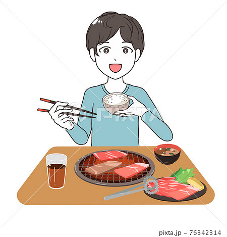 焼肉を食べる 男性 焼肉を食べる 男性 76342314