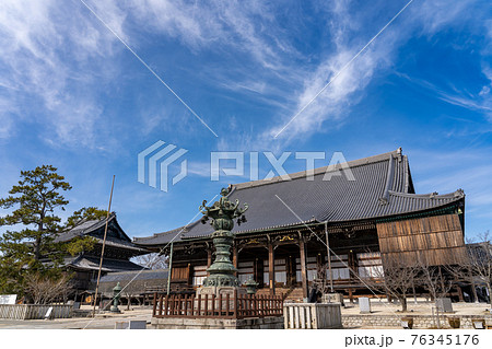三重県津市一身田 高田本山専修寺の立派な御影堂 三重県津市一身田 高田本山専修寺の立派な御影堂 76345176