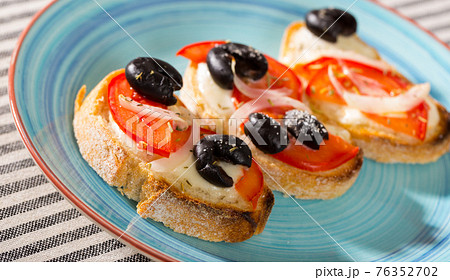 Hot sandwiches with cheese Hot sandwiches with cheese 76352702