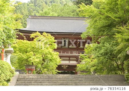 鞍馬寺　仁王門 76354116